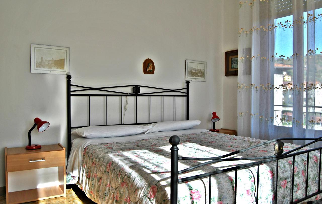 Hotel Chenno Subbiano Buitenkant foto